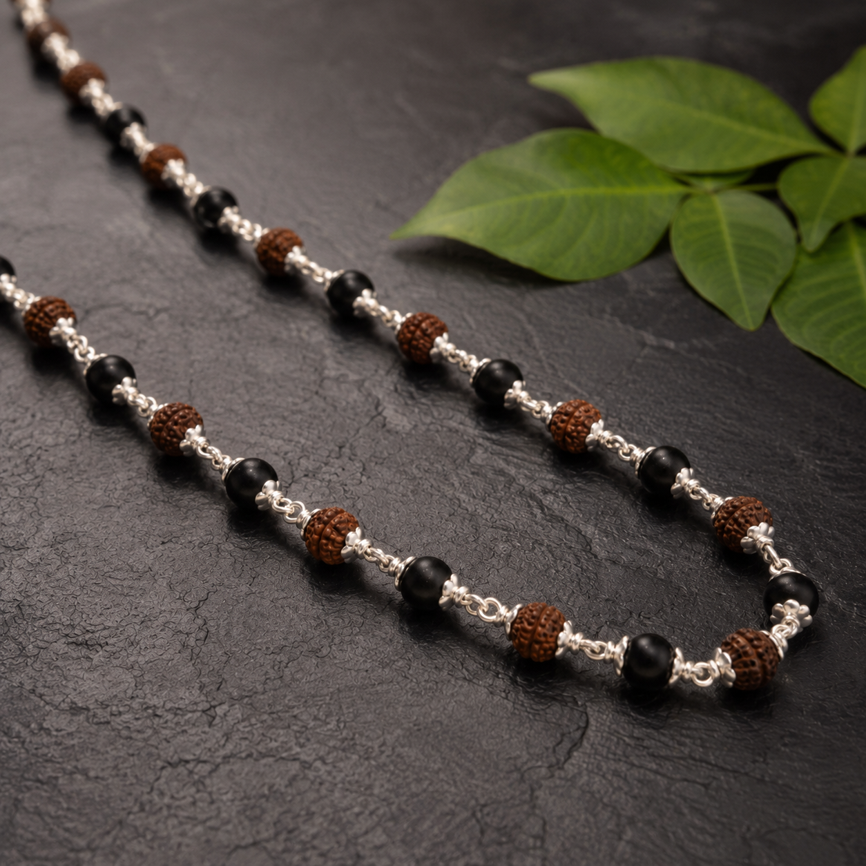 5 Mukhi Rudraksha beads with silver details