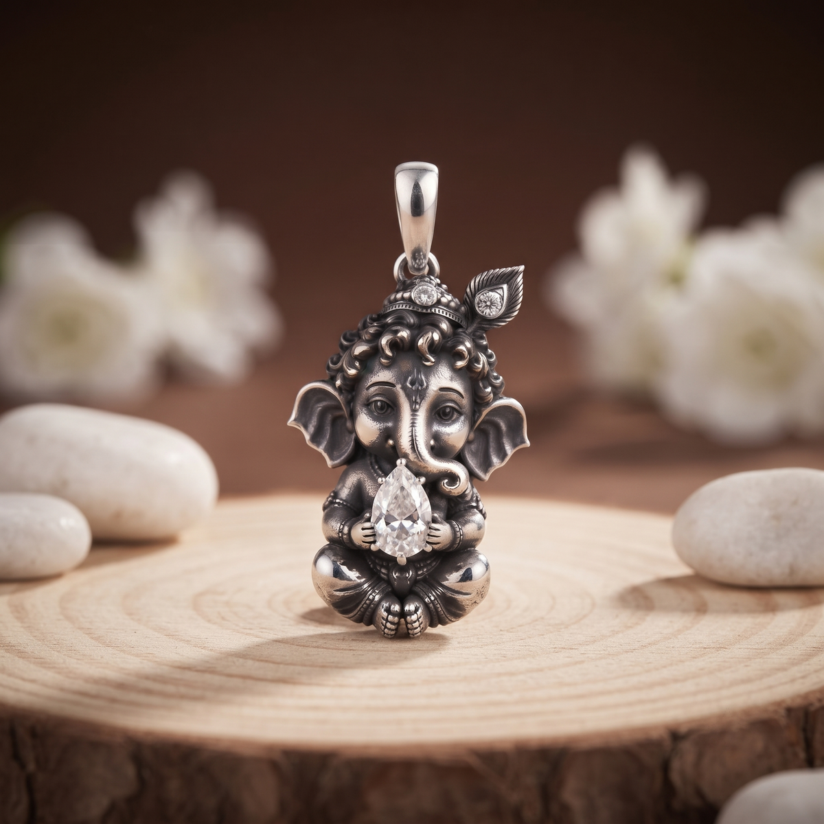 925 silver Ganesha pendant with pear diamond front view