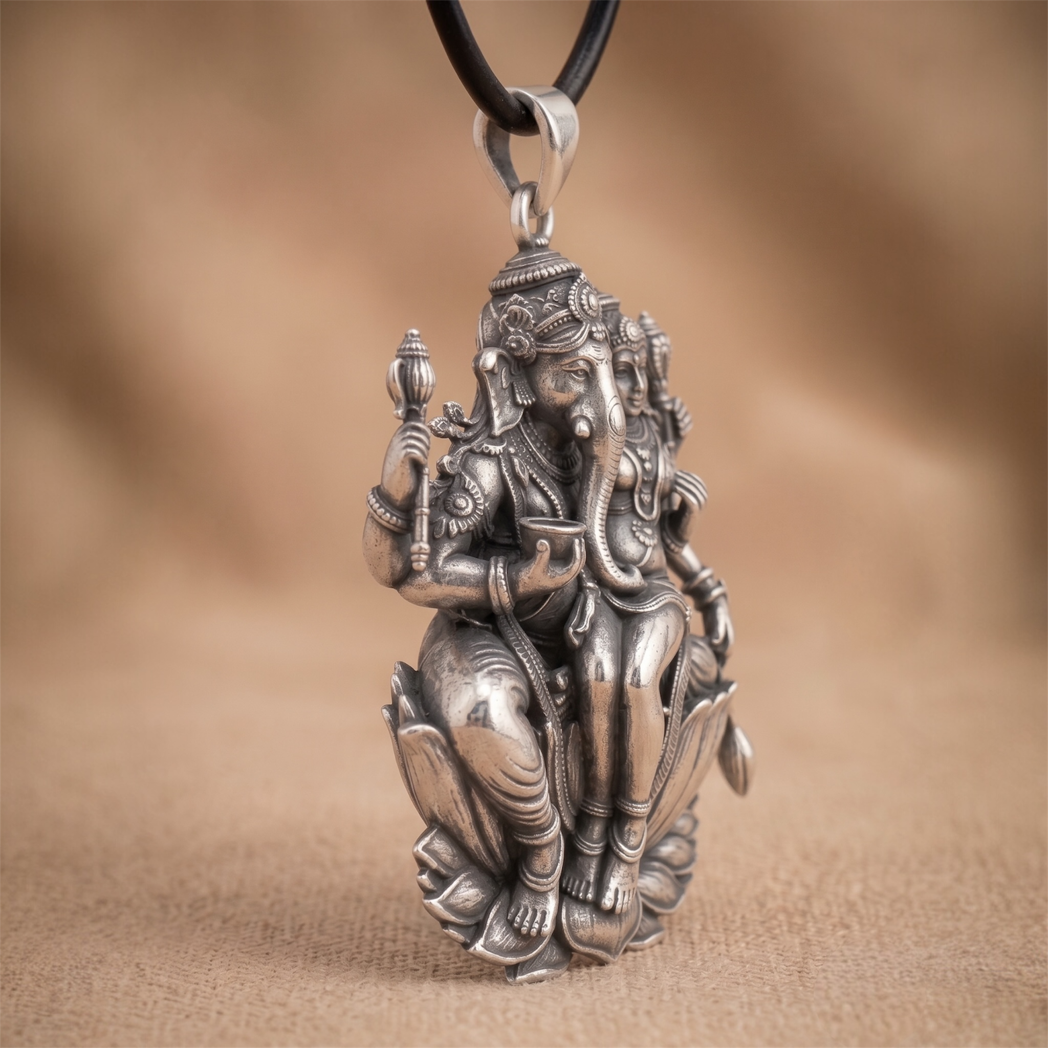 Oxidized Shri Ganapati silver pendant details