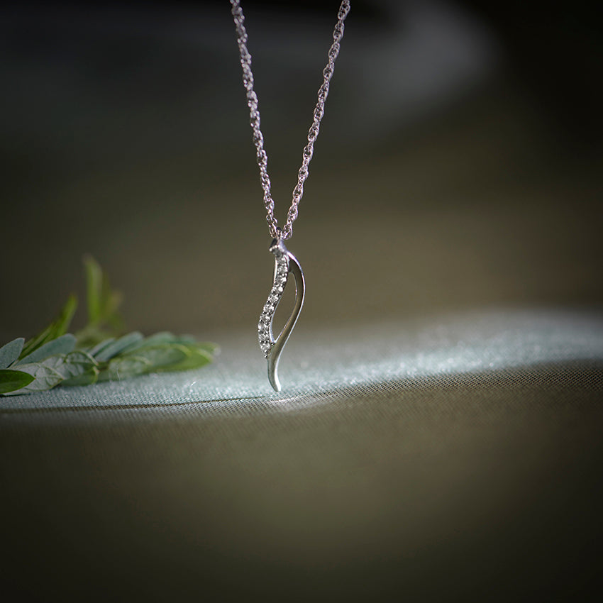 925 Silver Svelte Diamond Chain Pendant