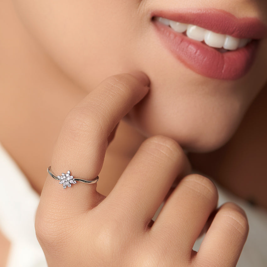 Flower Diamond Ring: A Timeless Symbol of Elegance and Grace